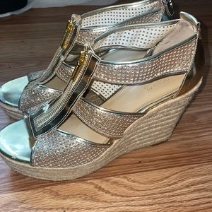Michael Kors Gold Glitter Sparkle Wedges!